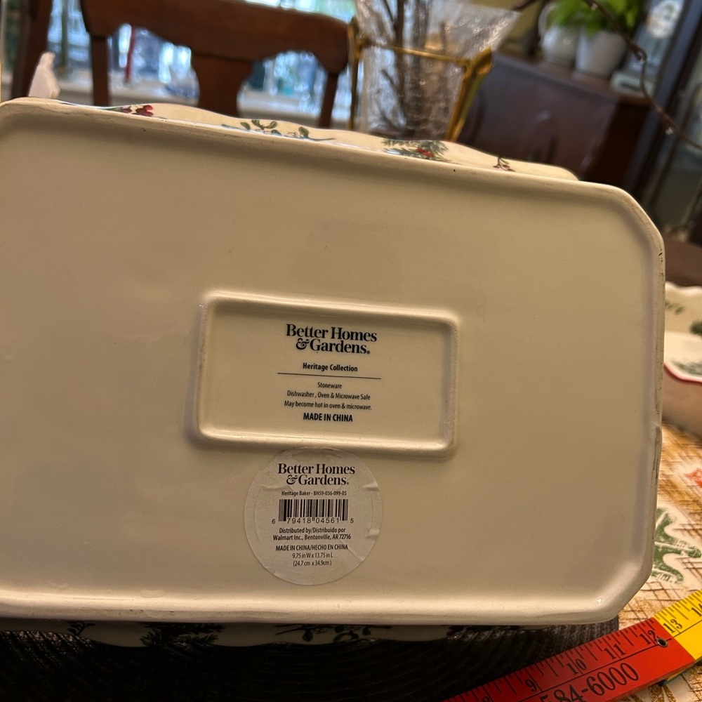 Better Homes And Gardens Ceramic Serving Dish - Picture 4 of 4